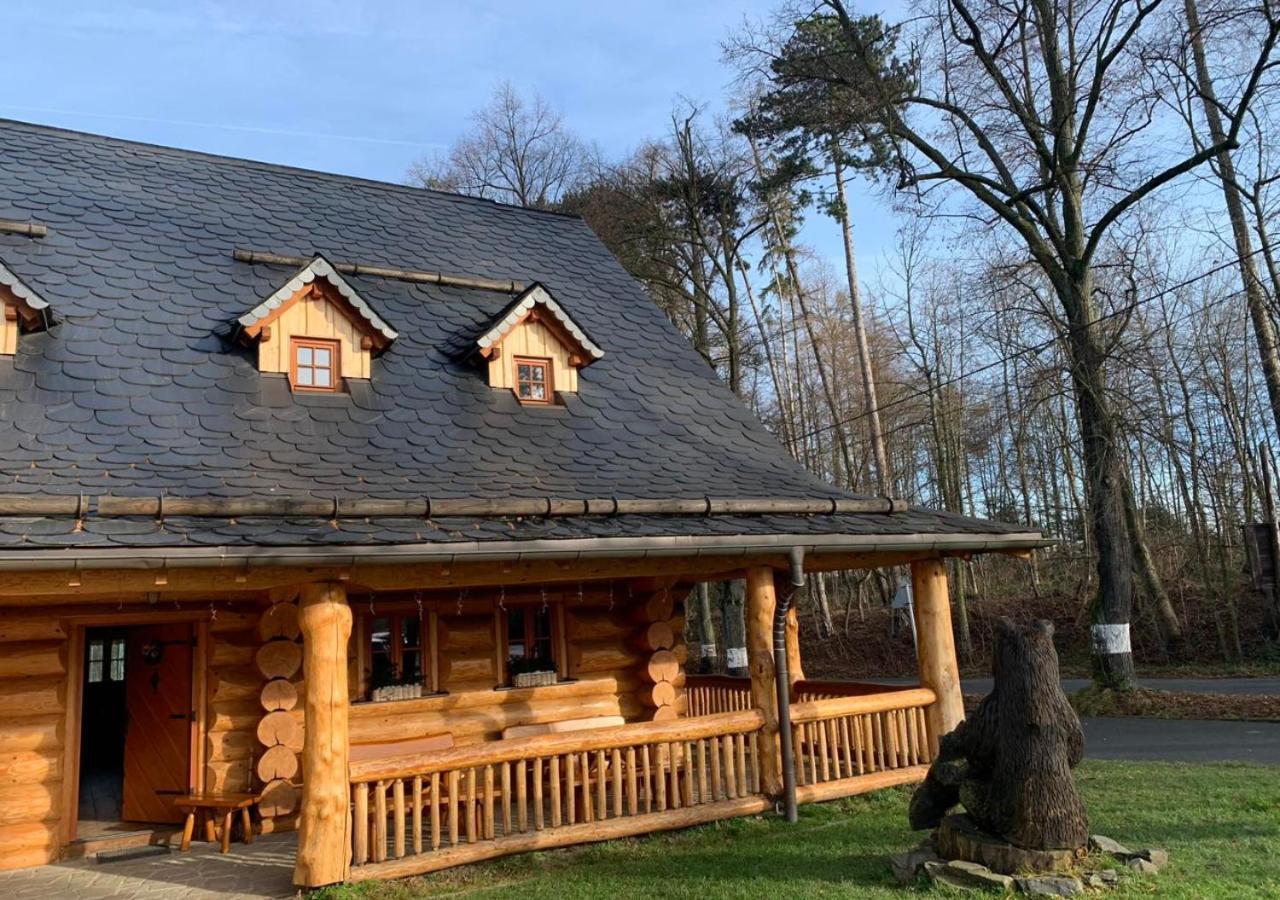فندق Srub U Medveda Nový Jičín المظهر الخارجي الصورة